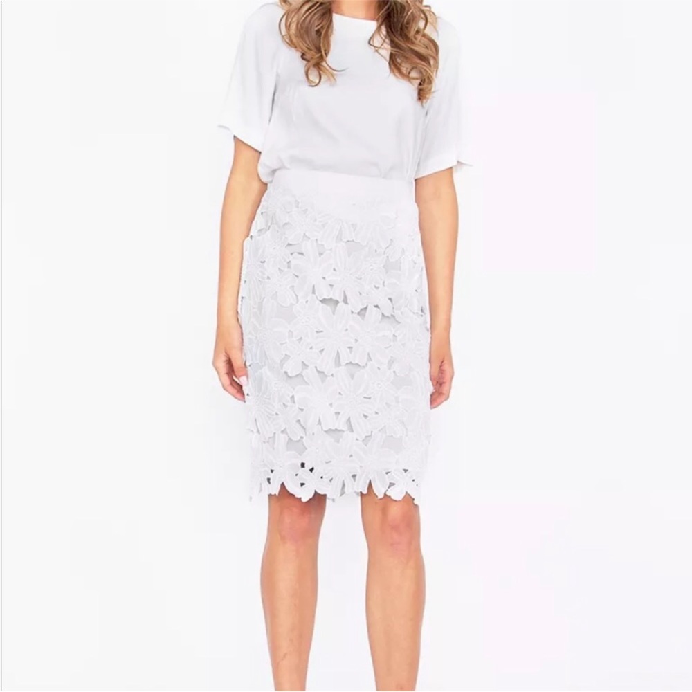 Sugarlips Floral Cutout Lace Pencil Skirt in White Size Small